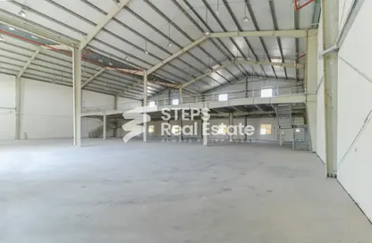 Warehouse - Studio for rent in East Industrial Street - Birkat Al Awamer - Al Wakra