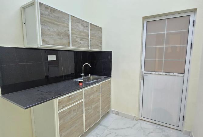 990691 - Property Image 3