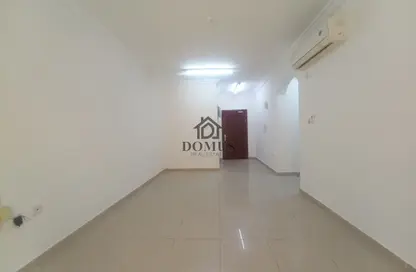 Apartment - 3 Bedrooms - 2 Bathrooms for rent in Hiteen Street - Al Muntazah - Doha
