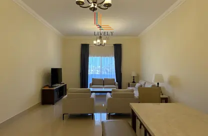 شقة - 3 غرف نوم - 4 حمامات للايجار في ريجنسي ريزيدنس فوكس هيلز 1 - الوسيل