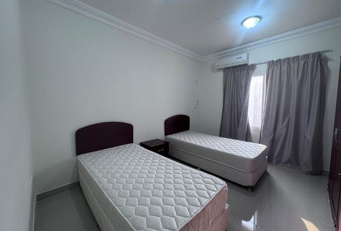 983220 - Property Image 3