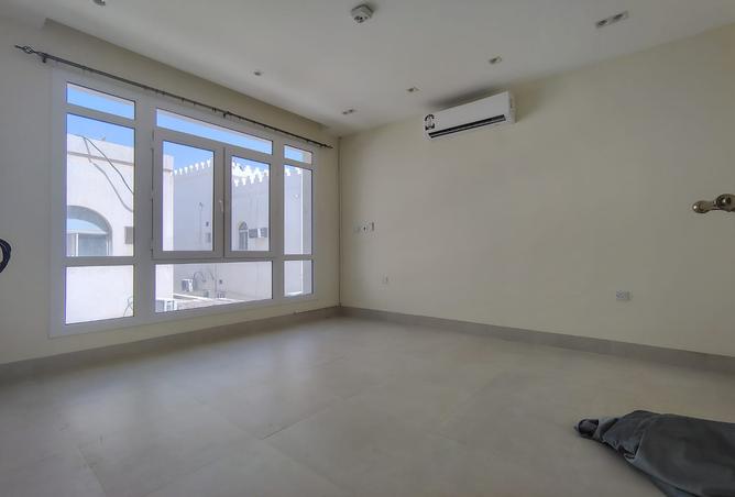 938801 - Property Image 2