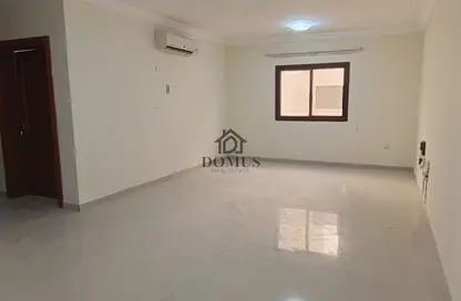 Apartment - 2 Bedrooms - 2 Bathrooms for rent in Anas Street - Fereej Bin Mahmoud North - Fereej Bin Mahmoud - Doha