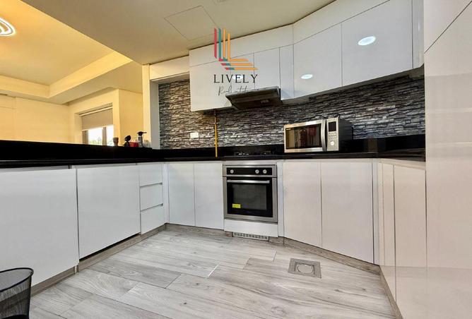 969067 - Property Image 3