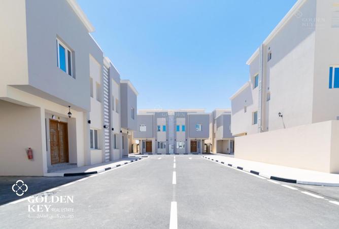 653871 - Property Image 2