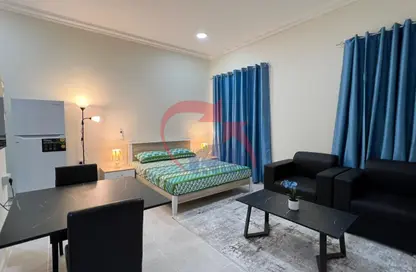 شقة - 1 حمام للايجار في شارع المطار القديم - طريق المطار القديم - الدوحة شقة - 1 حمام للايجار في شارع المطار القديم - طريق المطار القديم - الدوحة