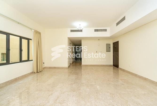 978213 - Property Main Image