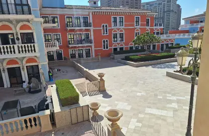 Apartment - 1 Bedroom - 2 Bathrooms for rent in Teatro - Qanat Quartier - The Pearl Island - Doha