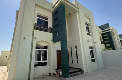 Villa - 6 Bedrooms - 4 Bathrooms for sale in Al Wukair - Al Wukair - Al Wakra