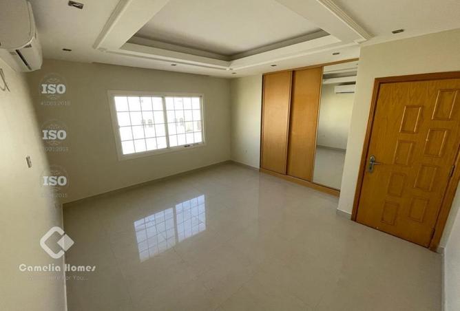 904098 - Property Image 2