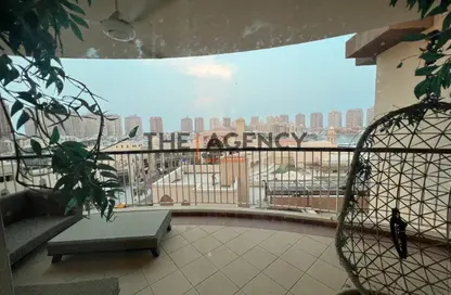 Apartment - 2 Bedrooms - 3 Bathrooms for rent in Tower 6 - Porto Arabia - The Pearl Island - Doha
