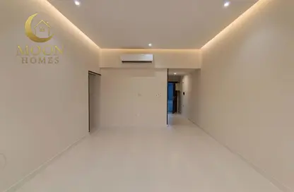 شقة - 2 غرف نوم - 2 حمامات للايجار في شارع السد - السد - الدوحة