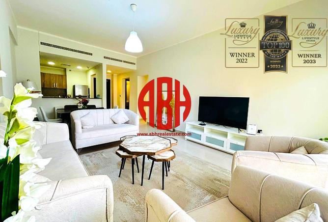 1002055 - Property Image 2