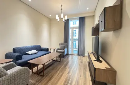 Apartment - 2 Bedrooms - 4 Bathrooms for rent in Floresta Gardens - Floresta Gardens - The Pearl Island - Doha