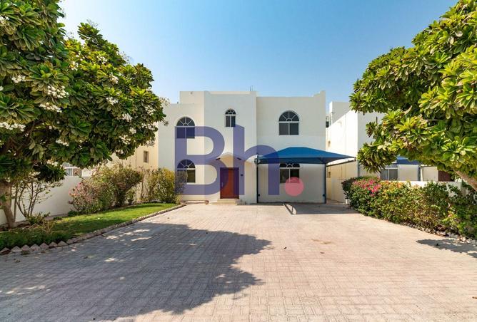 986889 - Property Image 2