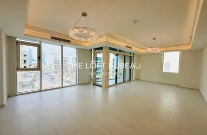 Apartment - 2 Bedrooms - 3 Bathrooms for rent in Gewan Island - The Pearl Island - Doha