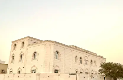 شقة - 2 غرف نوم - 3 حمامات للايجار في الغرافة - الغرافة - الدوحة