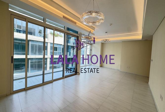 916495 - Property Image 3