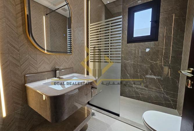 947975 - Property Image 2