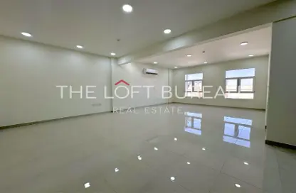 Apartment - 3 Bedrooms - 3 Bathrooms for rent in West Walk - Al Waab - Doha