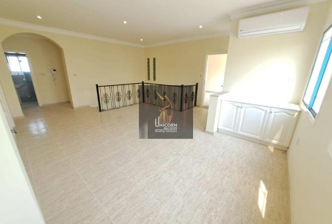 992399 - Property Image 3