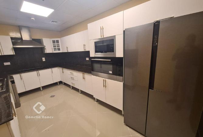 930956 - Property Image 2