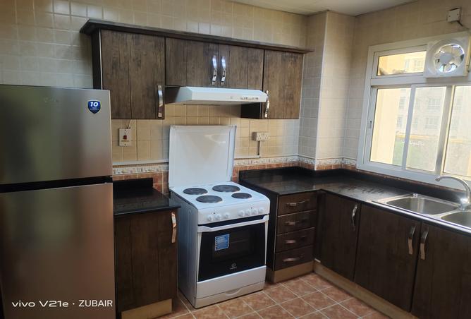 987607 - Property Image 3