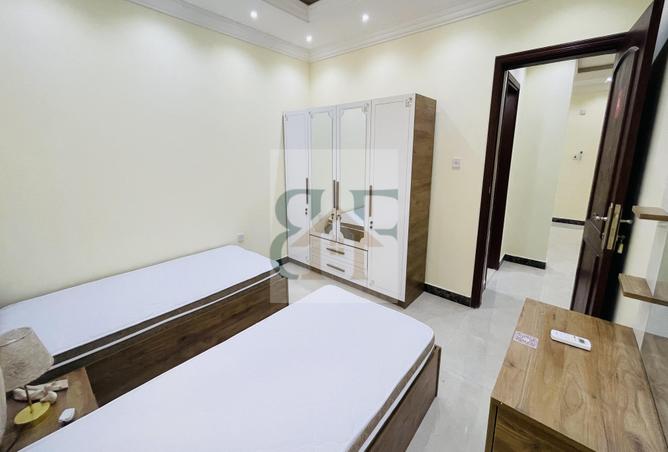 958243 - Property Image 3