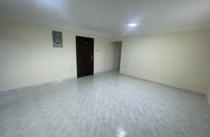 شقة - 3 غرف نوم - 2 حمامات للايجار في فريج بن محمود الشمالي - فريج بن محمود - الدوحة شقة - 3 غرف نوم - 2 حمامات للايجار في فريج بن محمود الشمالي - فريج بن محمود - الدوحة