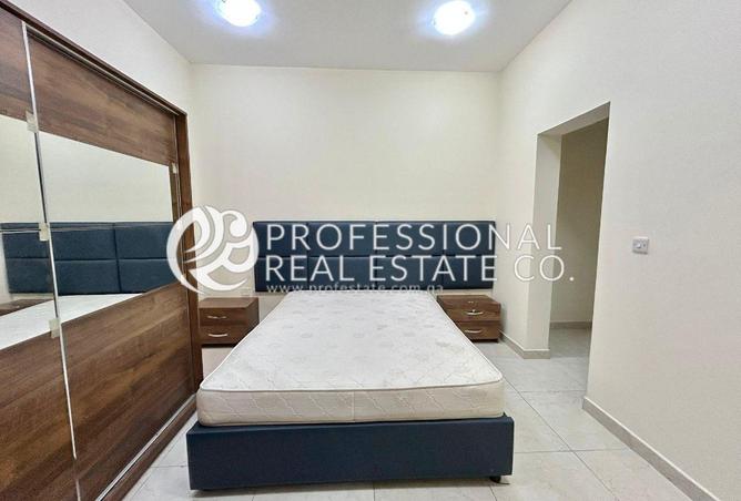 950593 - Property Image 3