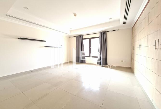 994661 - Property Image 3