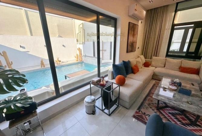 1004499 - Property Main Image