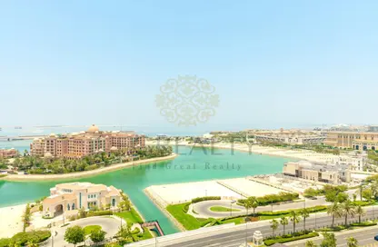 Apartment - 2 Bedrooms - 2 Bathrooms for sale in West Porto Drive - Porto Arabia - The Pearl Island - Doha