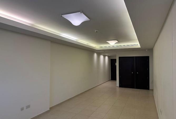 982167 - Property Image 2