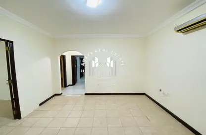 شقة - 2 غرف نوم - 1 حمام للايجار في شارع المطار القديم - طريق المطار القديم - الدوحة