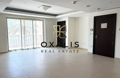 Townhouse - 1 Bedroom - 2 Bathrooms for rent in Viva West - Viva Bahriyah - The Pearl Island - Doha