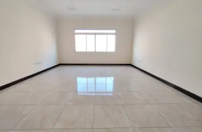 Apartment - 2 Bedrooms - 2 Bathrooms for rent in Al Mansoura - Al Mansoura - Doha