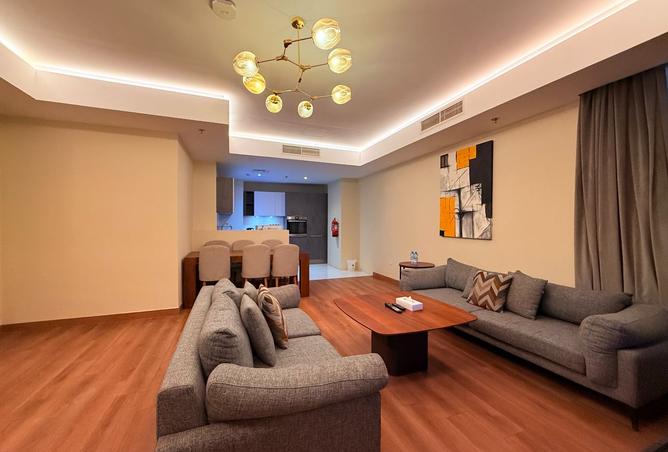 987626 - Property Image 3