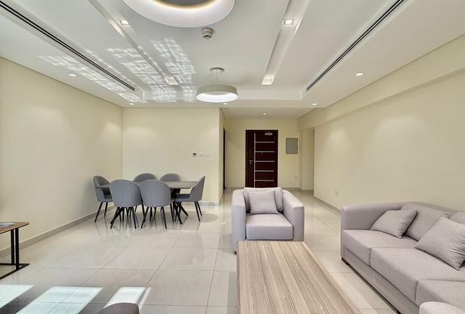 1002876 - Property Image 2