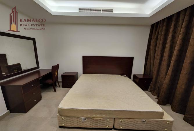 932843 - Property Image 3