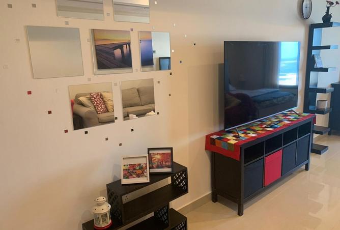 998984 - Property Image 2