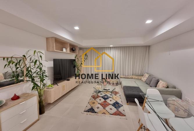 966566 - Property Image 2