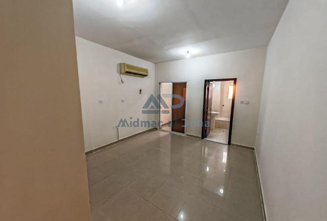 978872 - Property Image 2