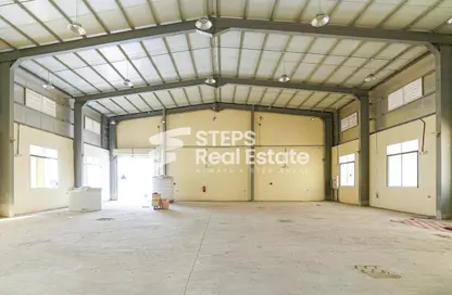 Warehouse - Studio for rent in East Industrial Street - Birkat Al Awamer - Al Wakra