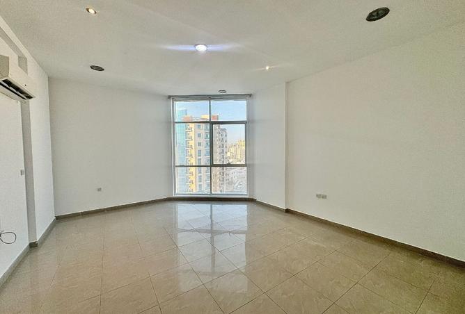940808 - Property Image 2