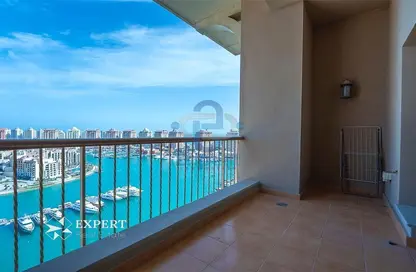 Apartment - 2 Bedrooms - 3 Bathrooms for rent in West Porto Drive - Porto Arabia - The Pearl Island - Doha