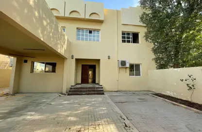 Compound - 4 Bedrooms - 4 Bathrooms for rent in Palm Village residence - New Salata - Salata - Doha