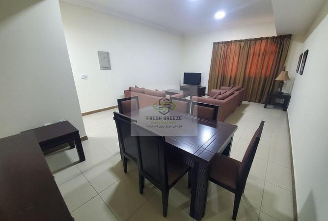 919854 - Property Image 2