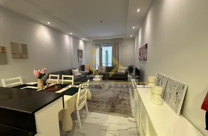 شقة - غرفة نوم - 2 حمامات للايجار في جنوب فوكس هيلس - فوكس هيلز - الوسيل