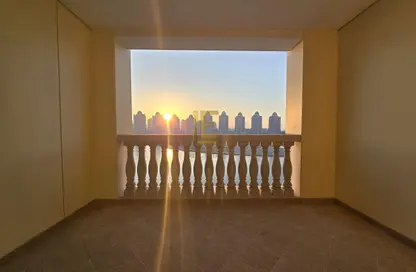 Apartment - 2 Bedrooms - 3 Bathrooms for sale in Viva West - Viva Bahriyah - The Pearl Island - Doha